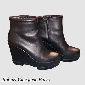 Authentic Robert Clergerie Paris wedge Bootie 8